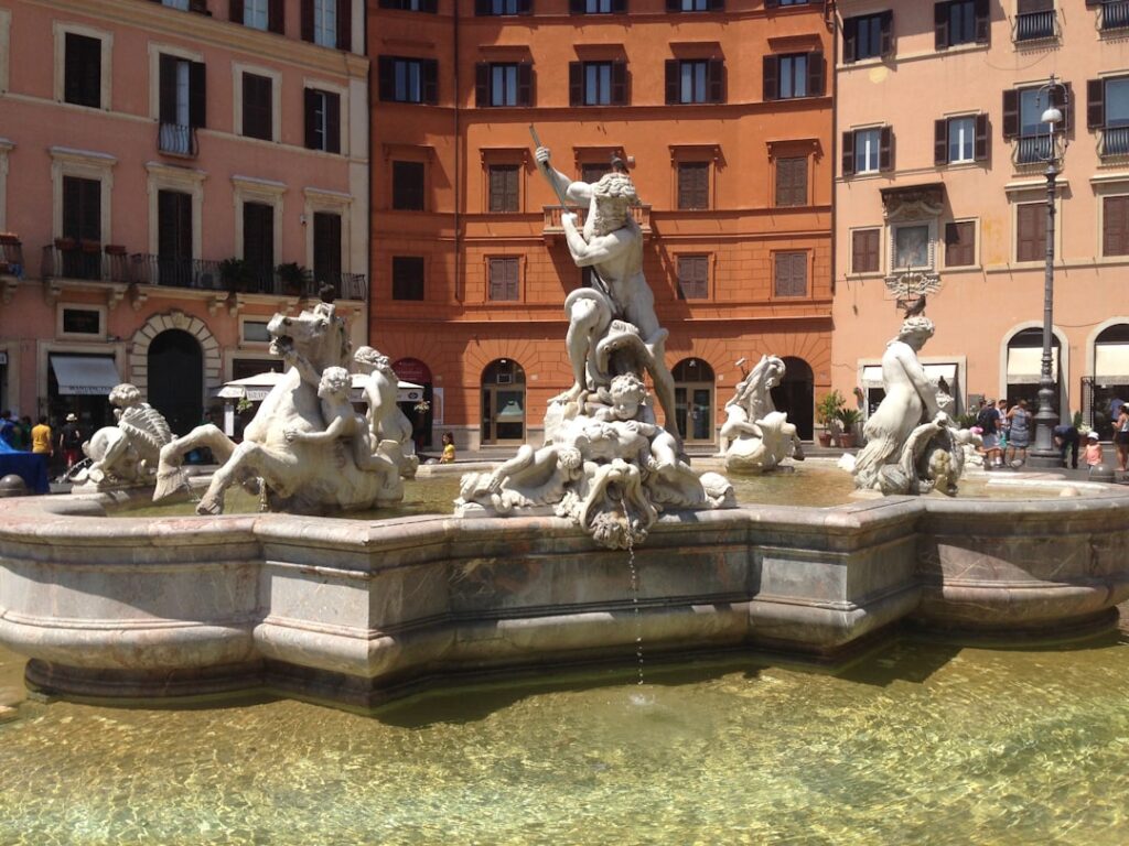 Les meilleurs arancini et versions romaines 15 piazza navona ornate fountain at twilight rome