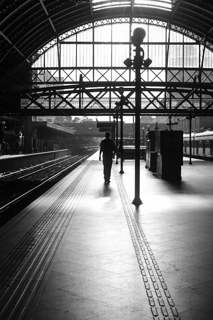 Les meilleurs arancini et versions romaines 12 rome termini station commuter platform sunlight