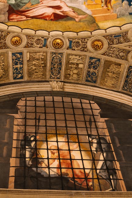 Les plus belles chapelles des musées vaticans 3 rome pauline chapel michelangelo frescoes long shadows