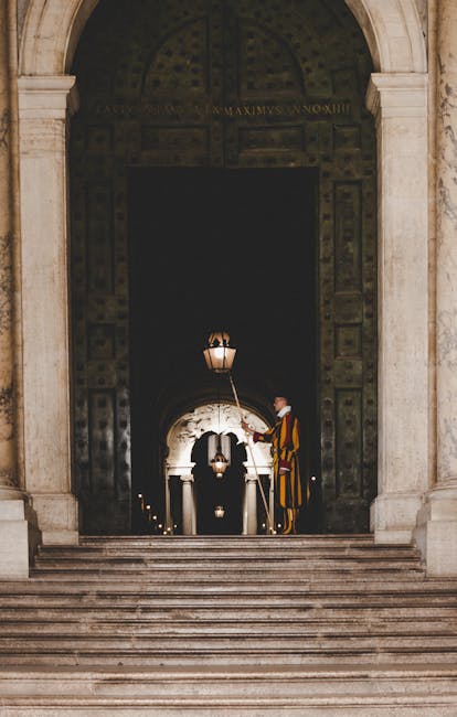Billets coupe‑file pour le Vatican : astuces 62 st peters basilica entrance security queue