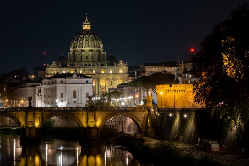 Balades nocturnes calmes Rome d Rome travel tourism landmark