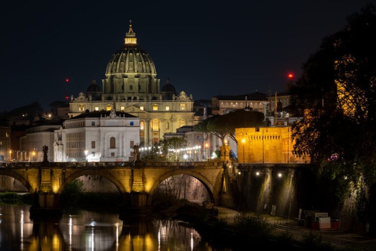 Balades nocturnes calmes Rome d Rome travel tourism landmark