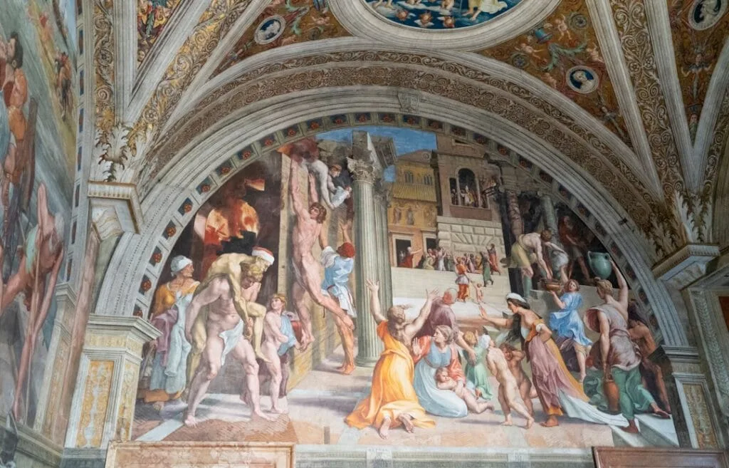 Grande fresque voûtée aux Musées du Vatican à Rome, scènes animées